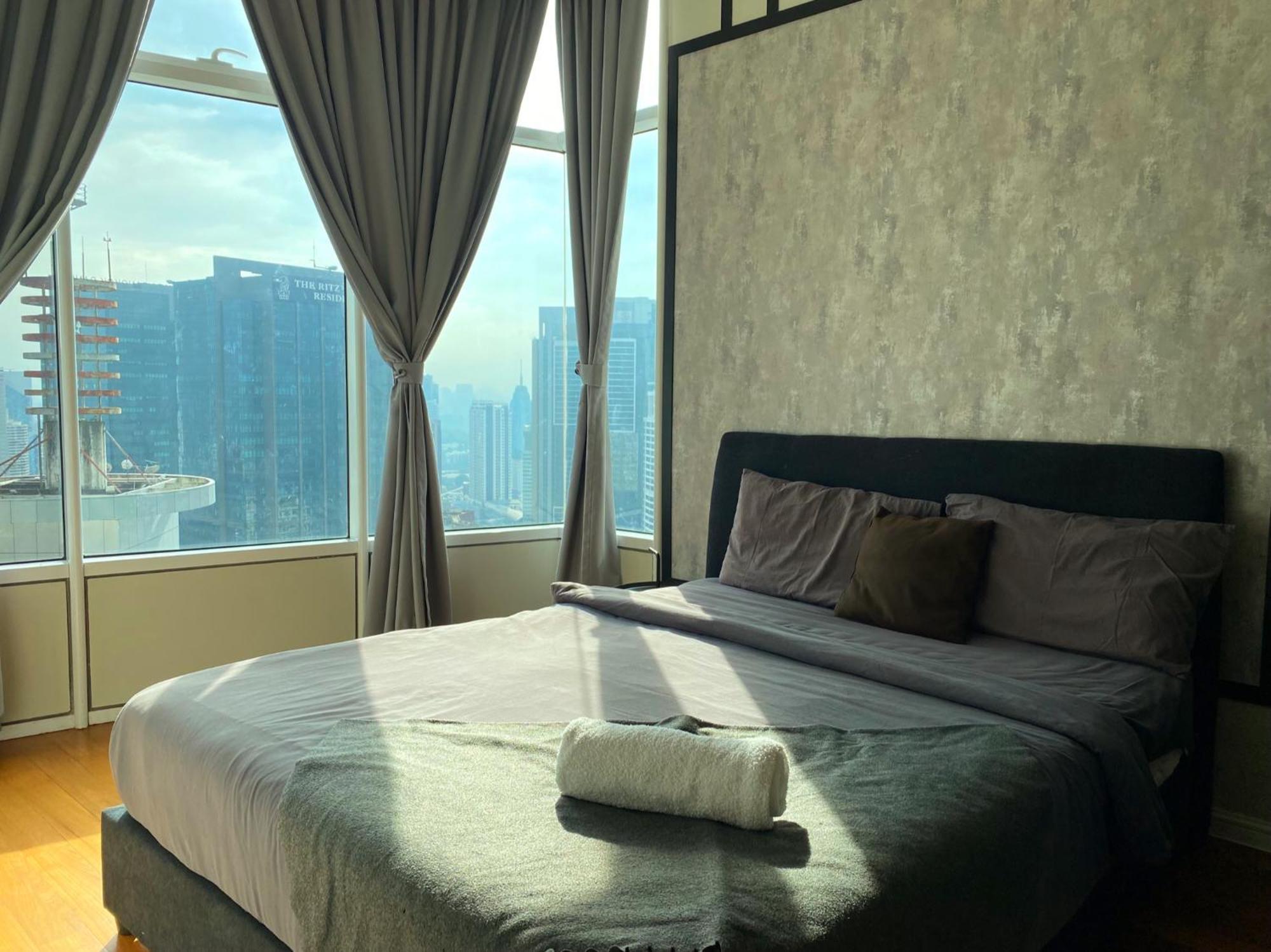 Sky Suites Klcc At กัวลาลัมเปอร์ ภายนอก รูปภาพ