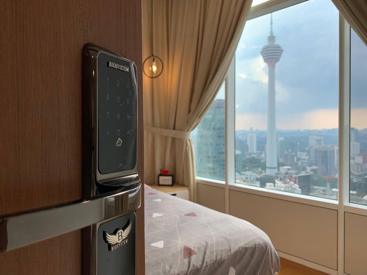 Sky Suites Klcc At กัวลาลัมเปอร์ ภายนอก รูปภาพ