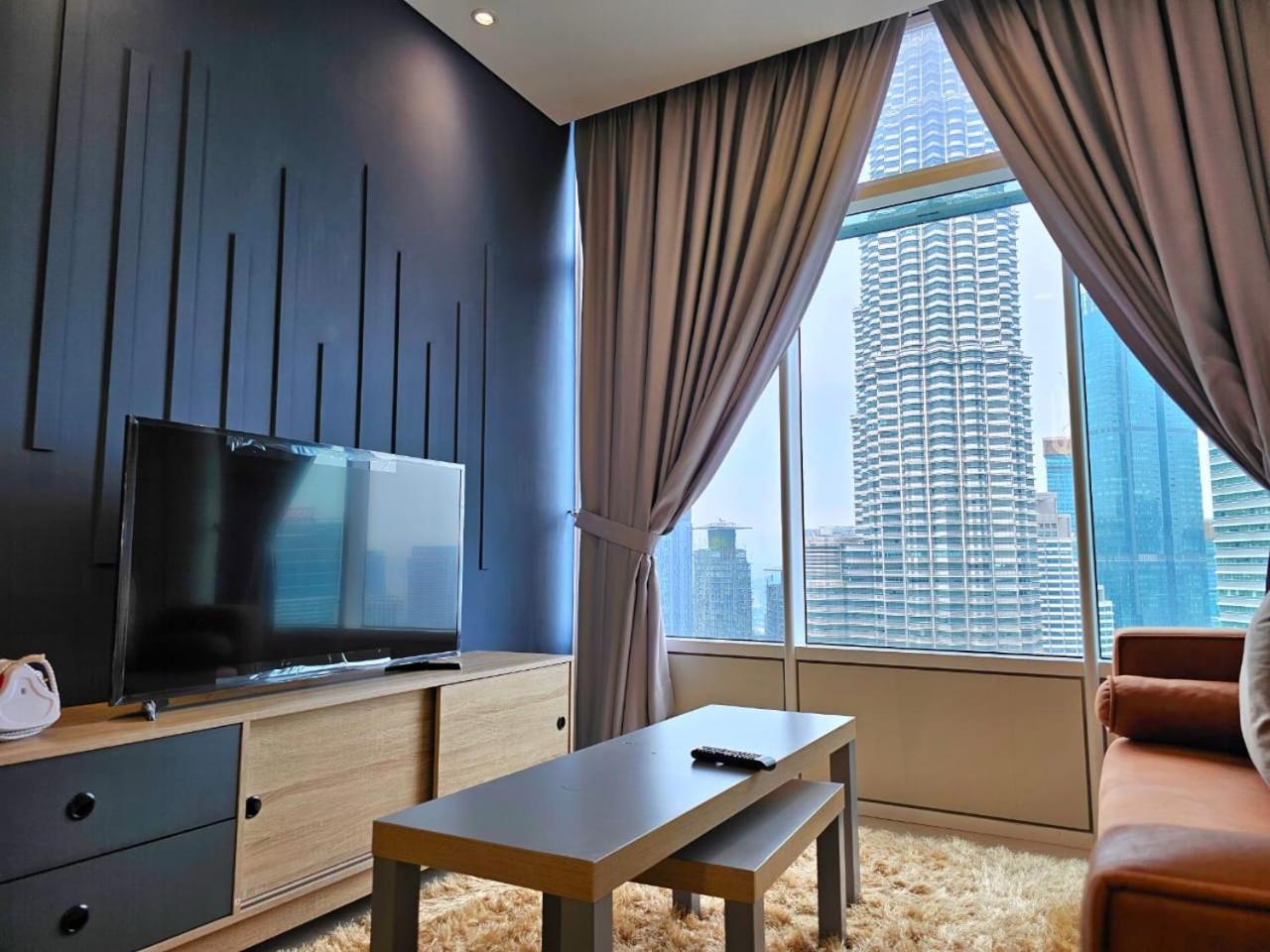 Sky Suites Klcc At กัวลาลัมเปอร์ ภายนอก รูปภาพ