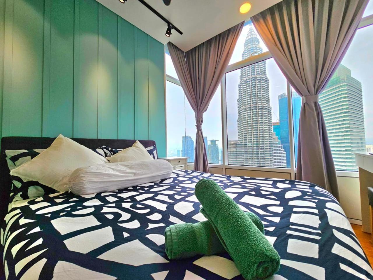 Sky Suites Klcc At กัวลาลัมเปอร์ ภายนอก รูปภาพ